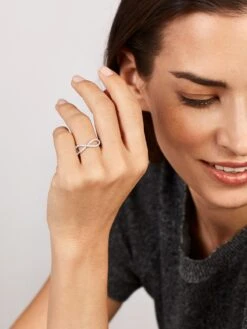 Endless Voyage Ring -Stellar Adorn 40RG1156 wempe 05