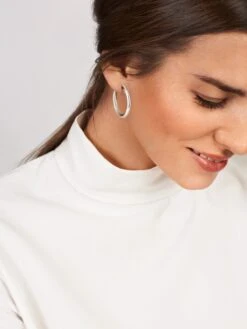 Basics Hoop Earrings 5 Basics Hoop Earrings -Stellar Adorn 50CR0279 wempe 05